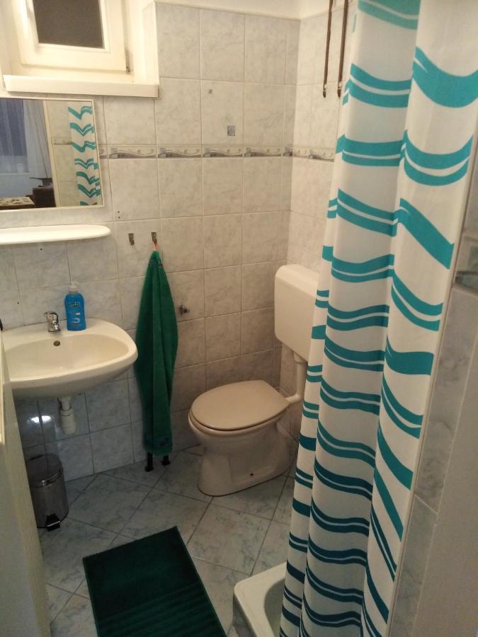 Arinza Apartman Vendégház Mezőkövesd Extérieur photo